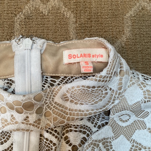 LF LACE ROMPER - Picture 3 of 5